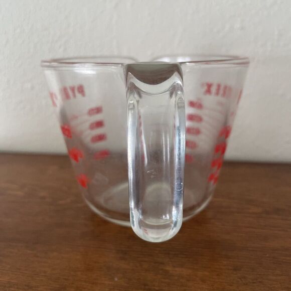 Vintage Pyrex 1 Cup Glass Measuring Cup Red Lettering Open Handle USA - Picture 4 of 7
